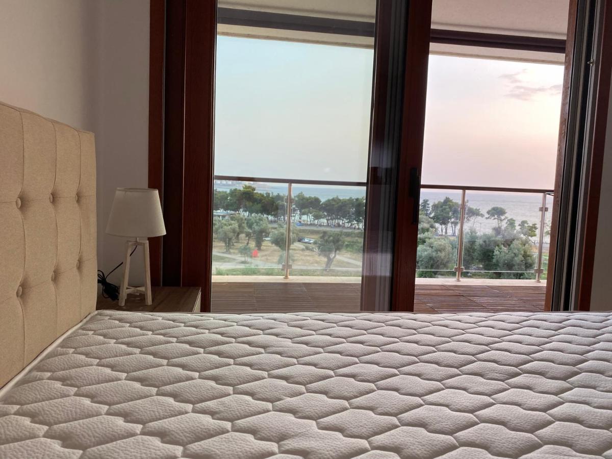 Bitcoin And Ethereum Deluxe Apartments Bar Exterior foto
